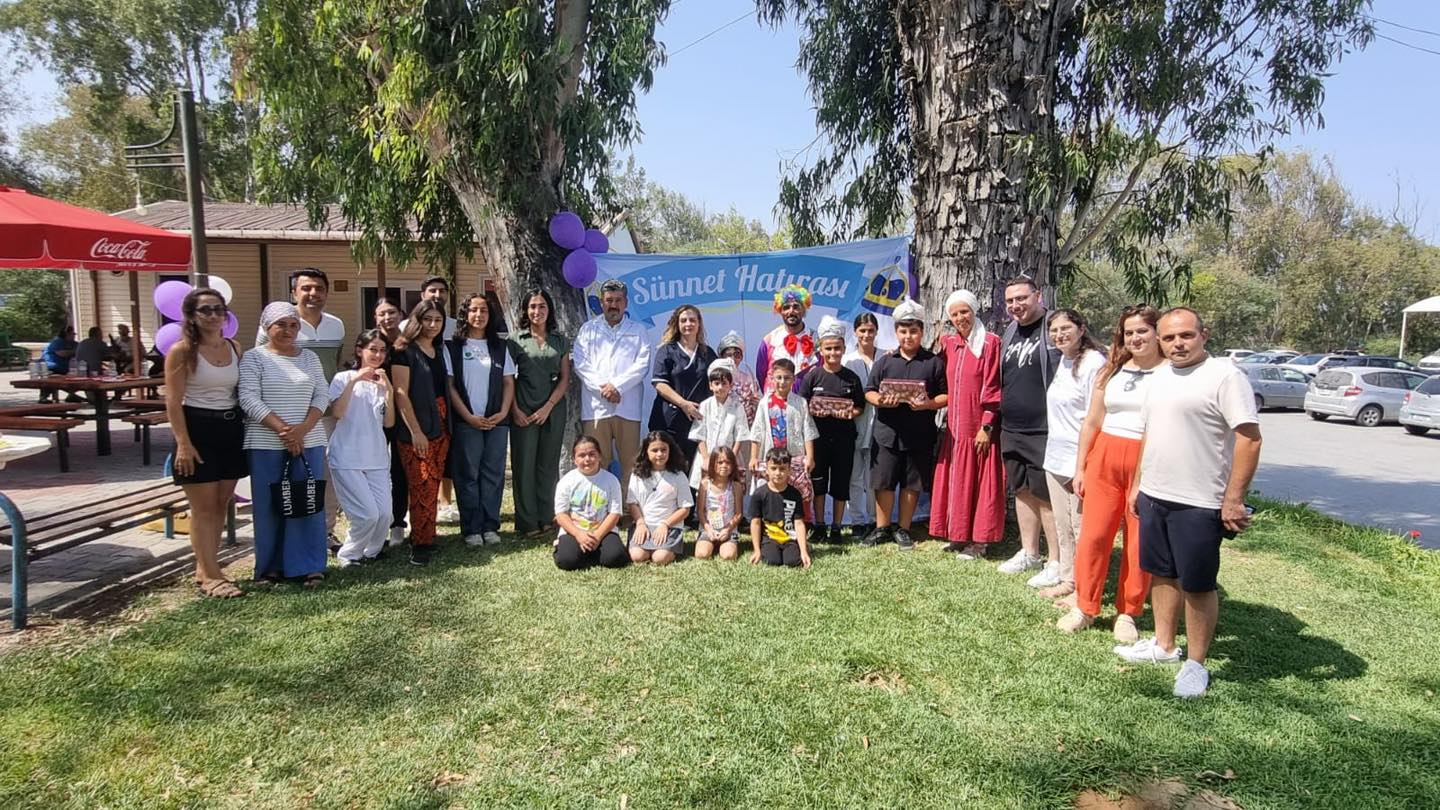 Evkaf asırlık vakıf değerlerini yaşatmaya devam ederek ihtiyaç sahibi çocuklar için toplu sünnet etkinliği düzenledi