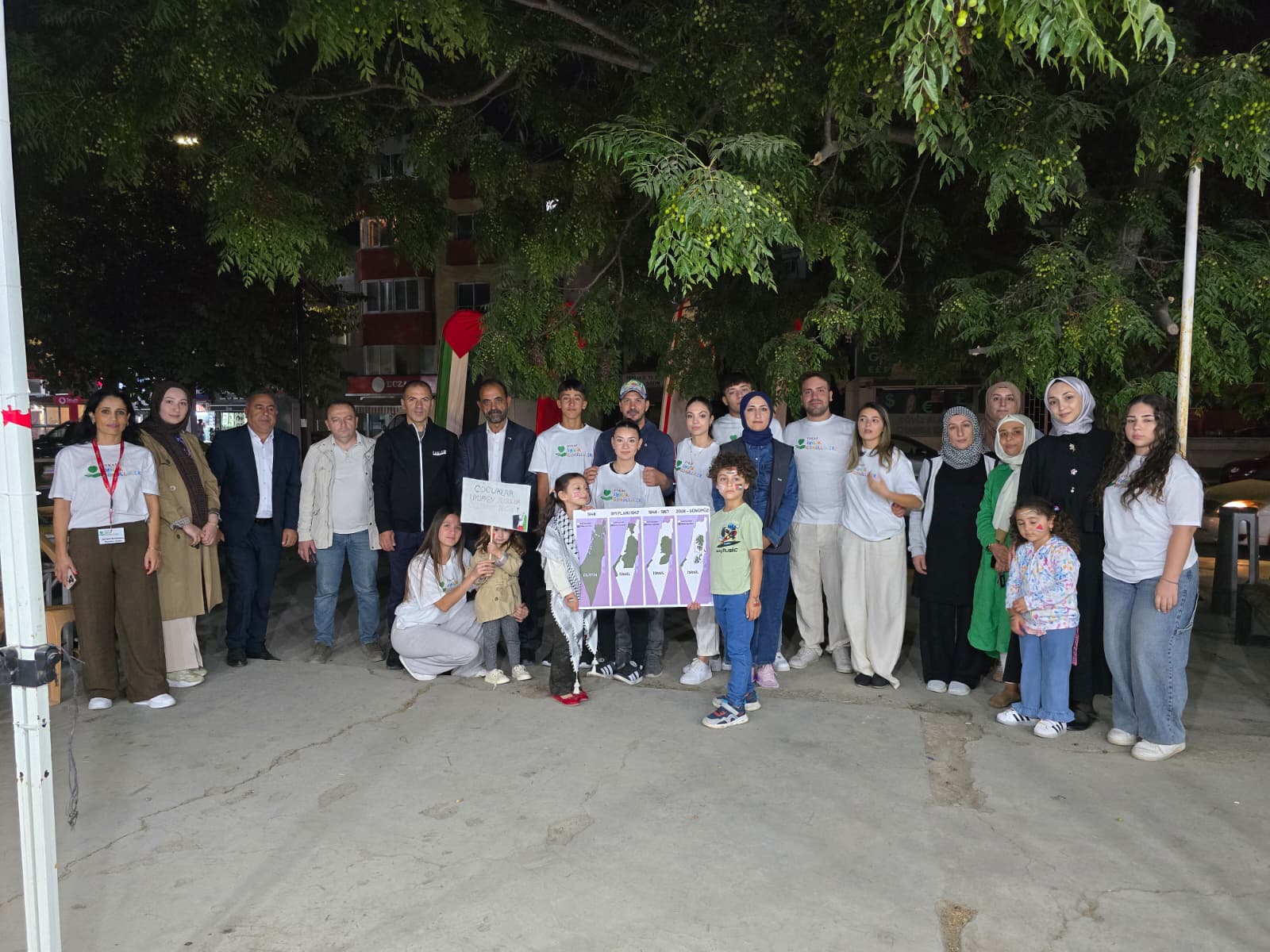 Kıbrıs Vakıflar İdaresi’nden Filistin Dayanışma Çadırına Destek