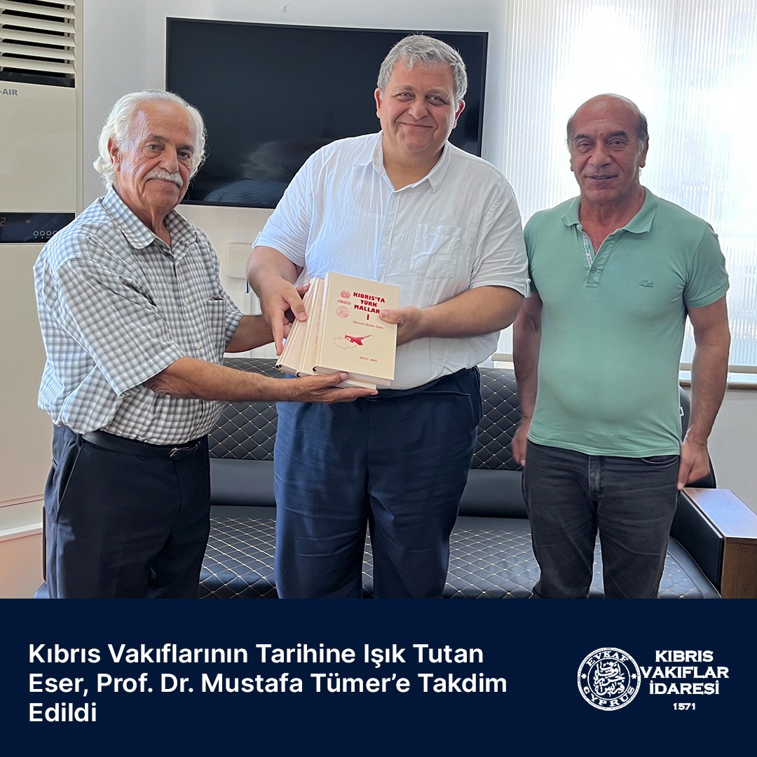 Kıbrıs Vakıflarının Tarihine Işık Tutan Eser, Prof. Dr. Mustafa Tümer’e Takdim Edildi