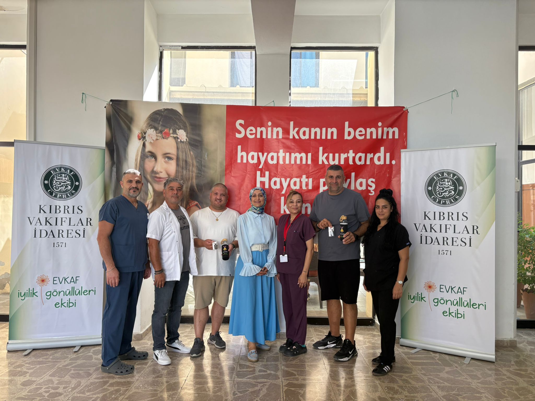 Kıbrıs Vakıflar İdaresi İyilik Gönüllüleri Ekibi, “Kendine 20 Dakika, Birine Bir Ömür” Mesajıyla Kan Bağışına Destek Verdi