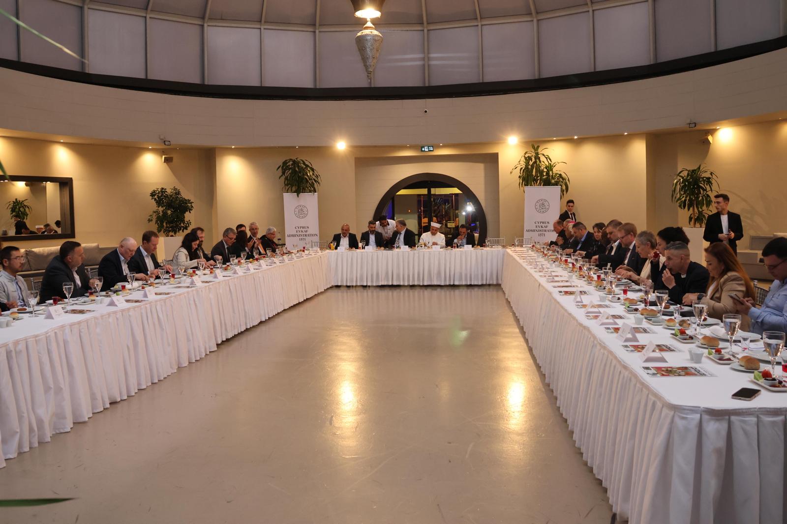 Güney Kıbrıs’ta Görev Yapan Büyükelçiler İftar Sofrasında Misafirperverlikle Ağırlandı