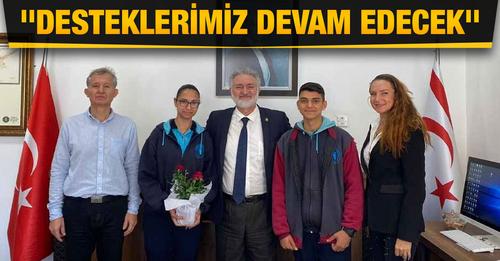 Girne Turizm Meslek Lisesi’nin ihtiyaçları Evkaf tarafından tamamlanıyor
